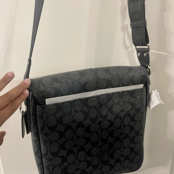 Brand New!!  Coach Messenger/Crossbody Bag - Picture 4 of 8